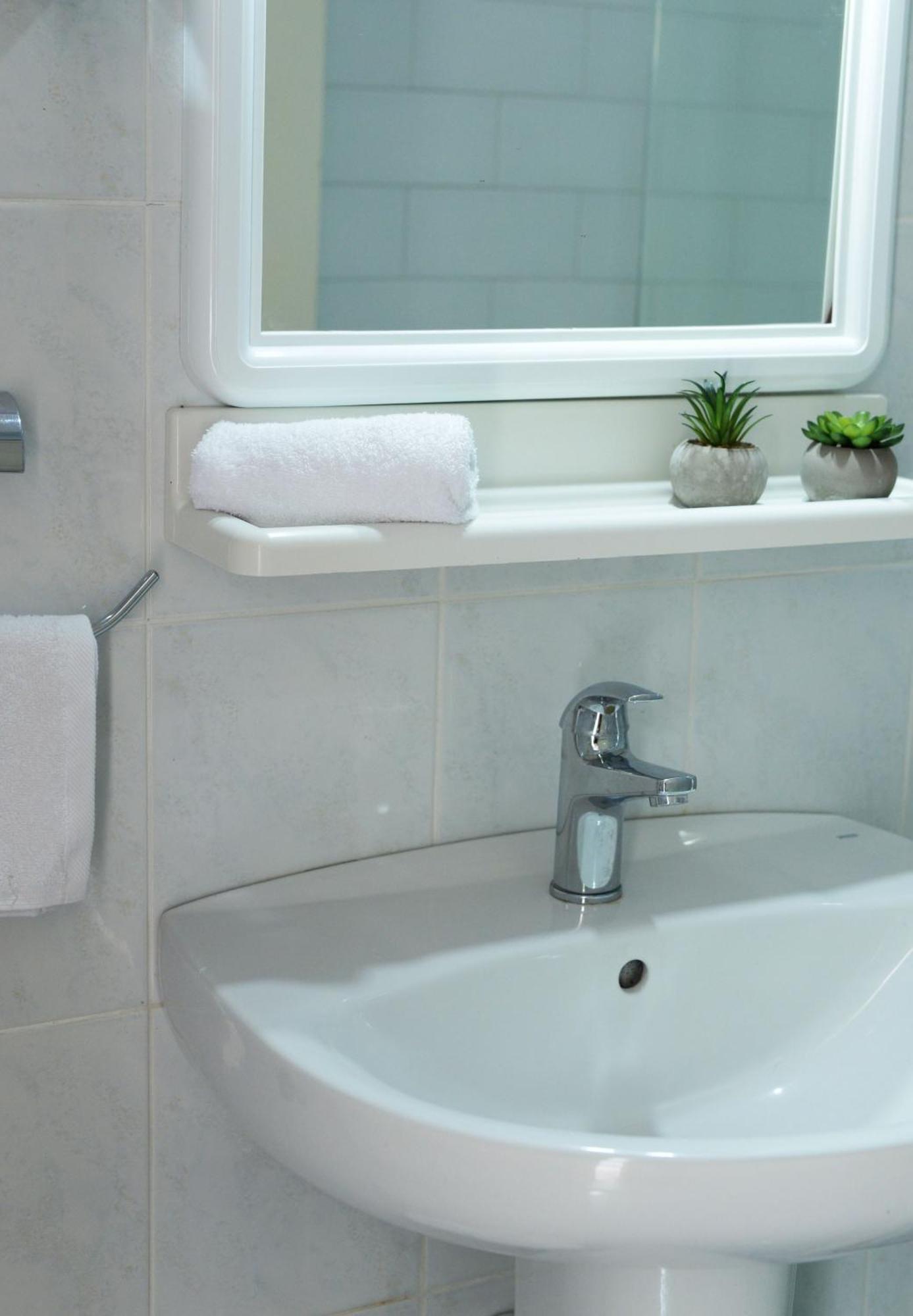Anthelia Apartments Myrties Екстериор снимка