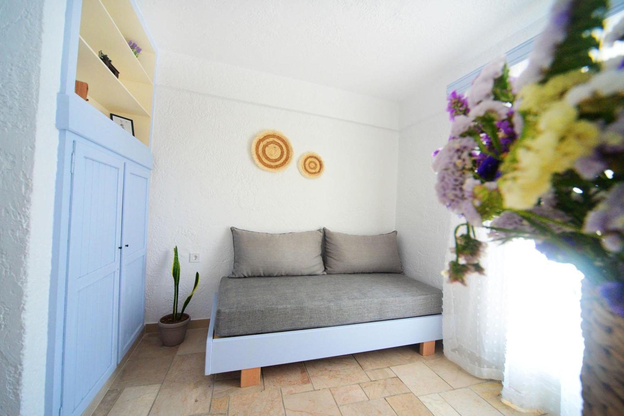 Anthelia Apartments Myrties Екстериор снимка