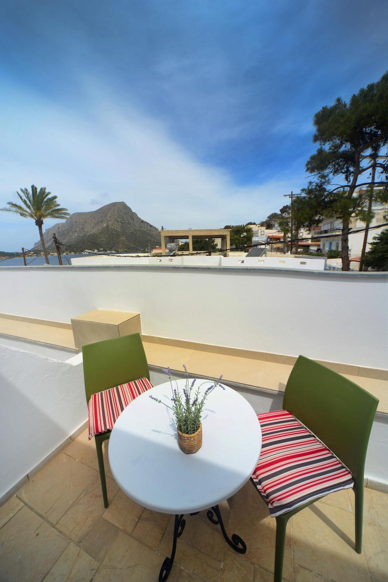 Anthelia Apartments Myrties Екстериор снимка
